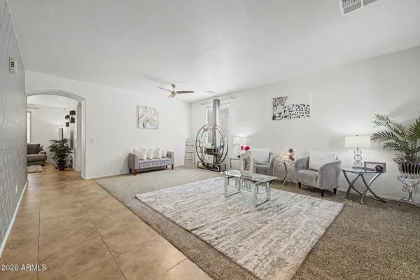 279 E GOLD DUST WAY