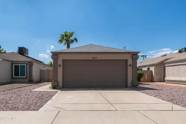 4011 W CHAMA DR
