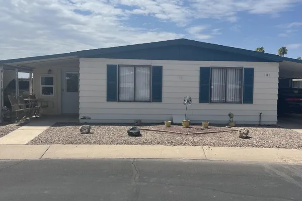 2100 N TREKELL RD 294