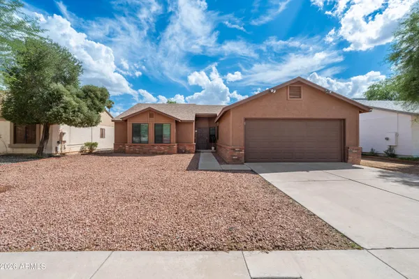 7425 W OCOTILLO RD