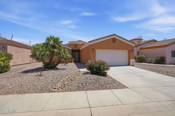 1205 N FAIRWAY DR