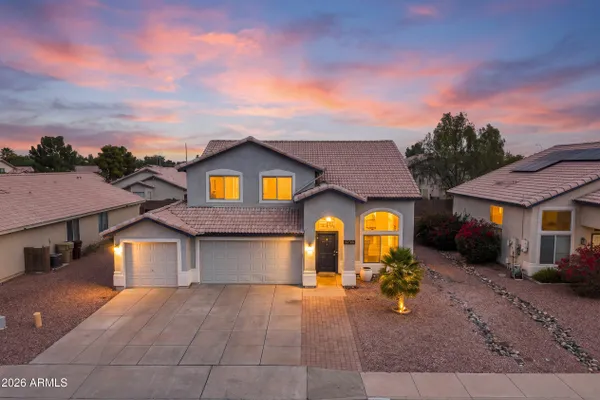 8626 W LAS PALMARITAS DR