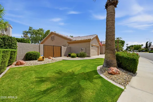 1382 W INDIGO DR