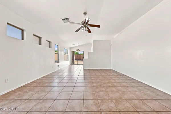 321 W HARWELL RD