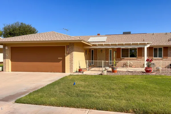 10413 W PRAIRIE HILLS CIR