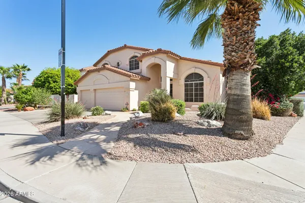 5851 W CHARTER OAK RD