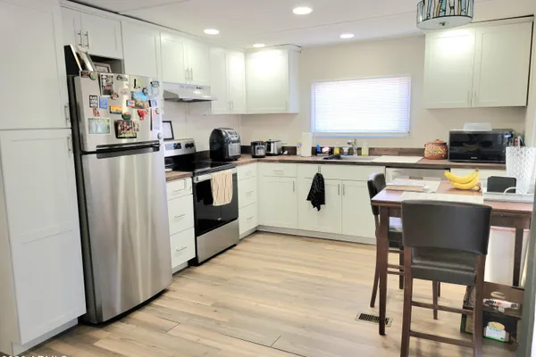 2460 E MAIN ST F13