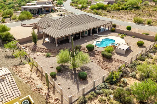 1111 S DEER RUN CT