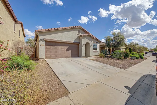 19133 N VENTANA LN