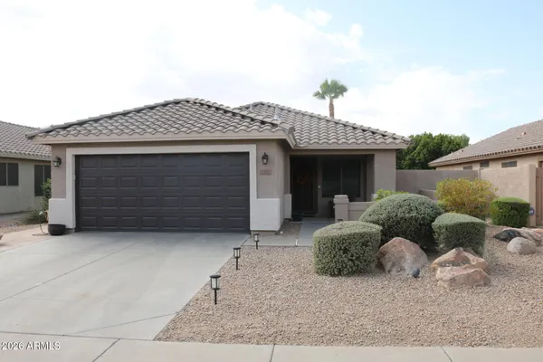 5323 W CAMPO BELLO DR