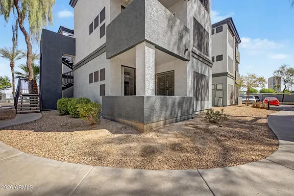3848 N 3RD AVE 1040