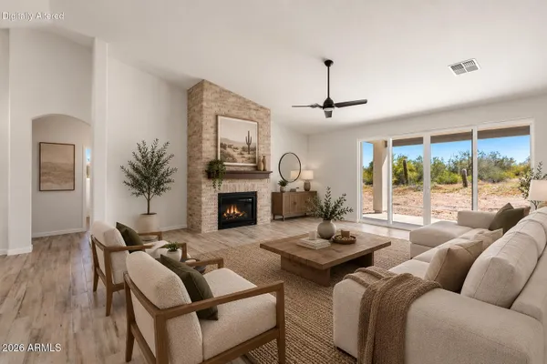 13732 E LAS PIEDRAS WAY