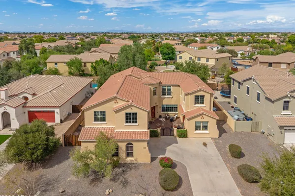 2894 E JANELLE WAY