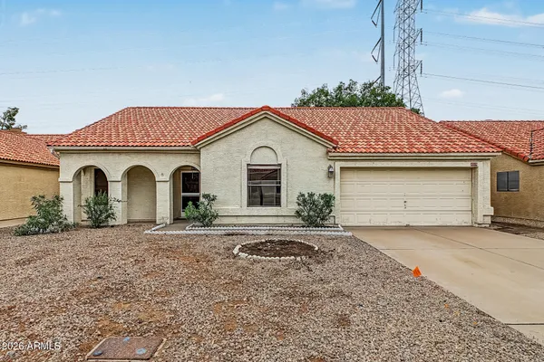 1319 E MINERAL RD