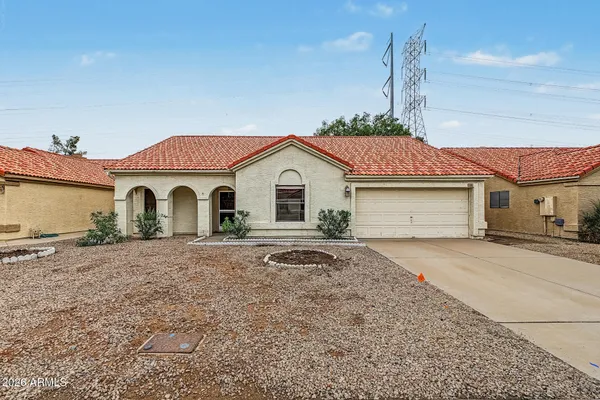 1319 E MINERAL RD