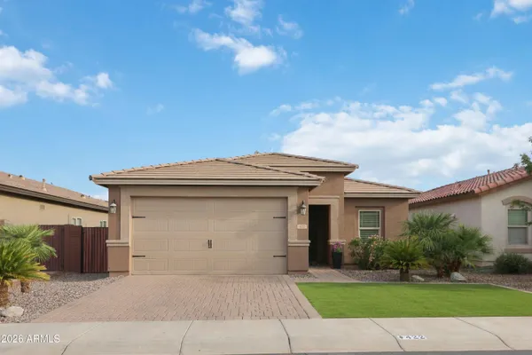 422 W EVERGREEN PEAR AVE