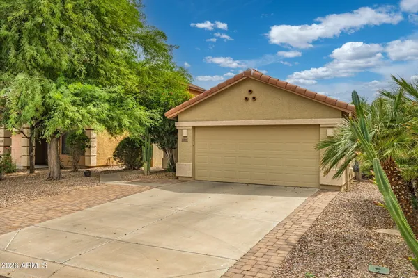 44535 W YUCCA LN