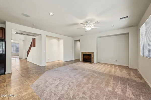3334 E GRAND CANYON DR