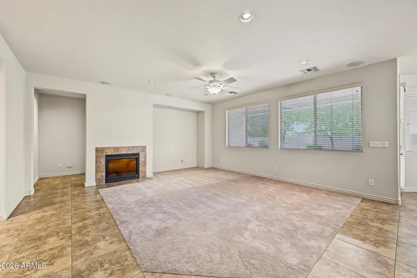 3334 E GRAND CANYON DR
