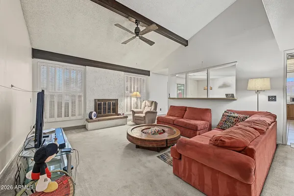 1200 W LAREDO ST
