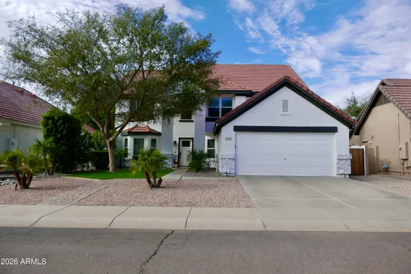 2470 E COUNTY DOWN DR
