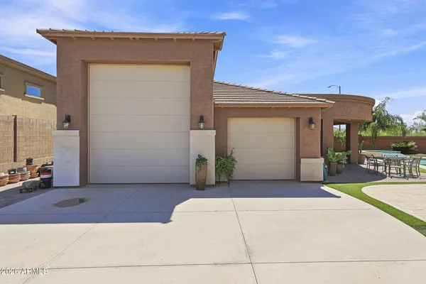 10543 W ELECTRA LN