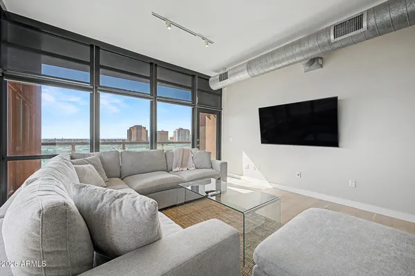 310 S 4TH ST 1401