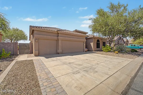 3430 N MOUNTAIN RDG 22