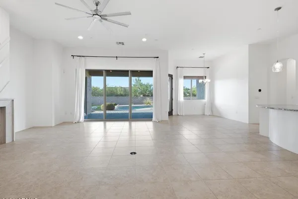 2651 E REATA RIDGE PL