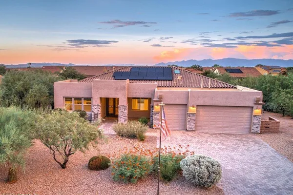2651 E REATA RIDGE PL