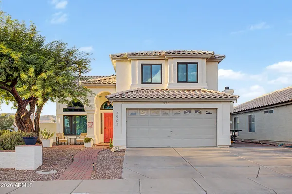 2902 E SALTSAGE DR