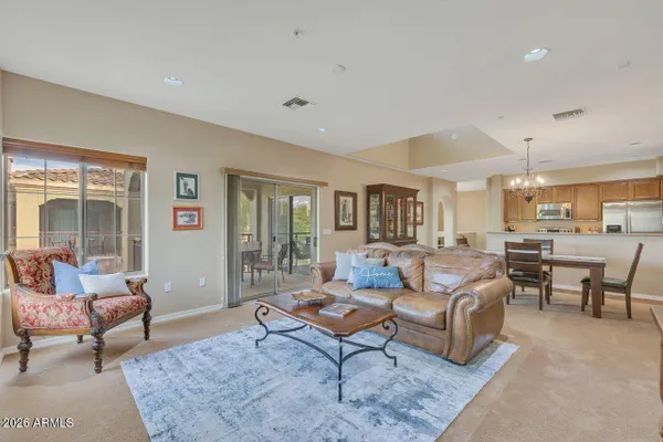 3935 E ROUGH RIDER RD 1106