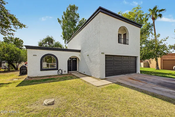 658 W PORT AU PRINCE LN