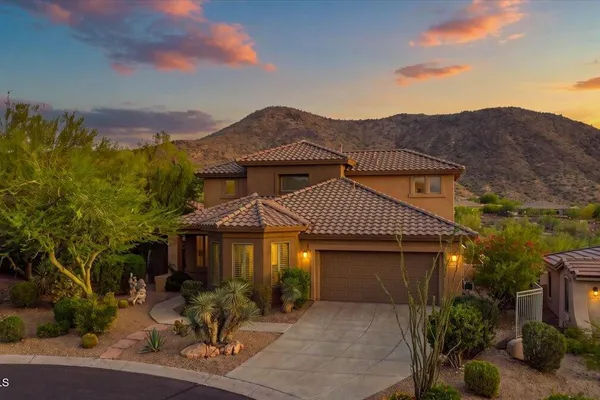 11405 E HELM DR