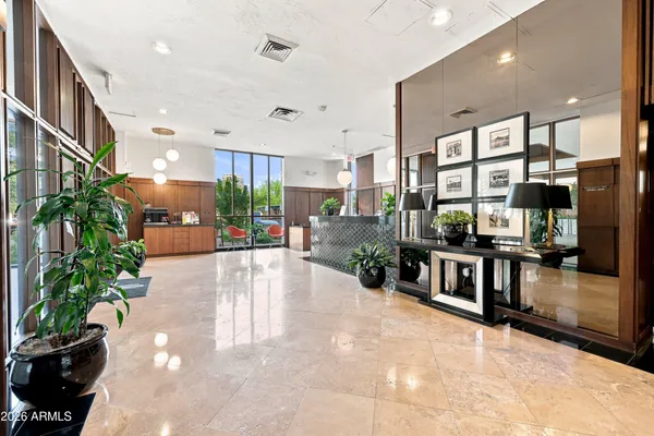 2323 N CENTRAL AVE 1804