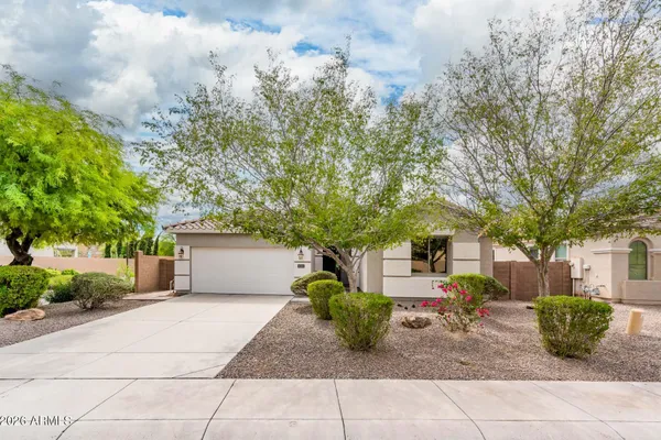 685 E HUMMINGBIRD WAY
