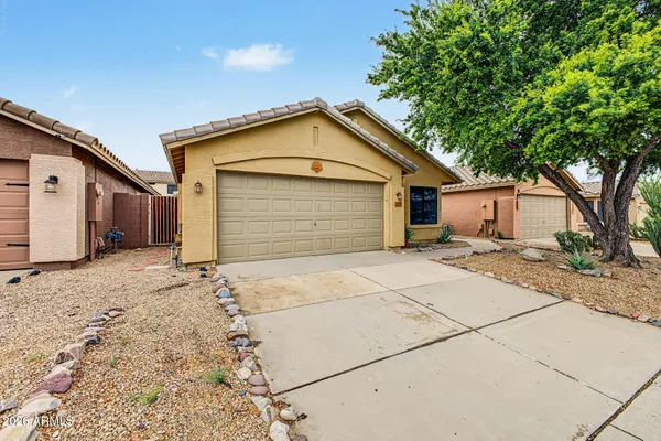 3357 E BLACKHAWK DR