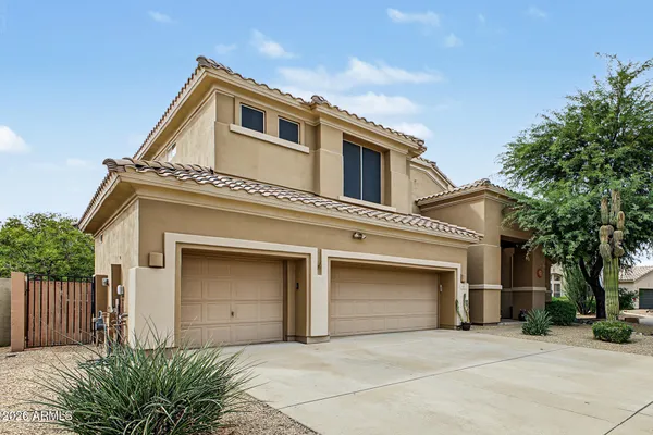 4926 E ROY ROGERS RD