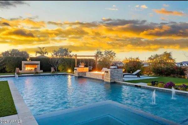 5348 W ENCANTO VERDE DR