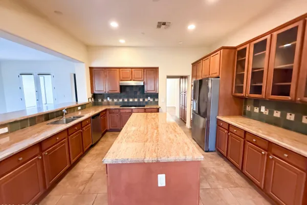 12435 W RED HAWK DR