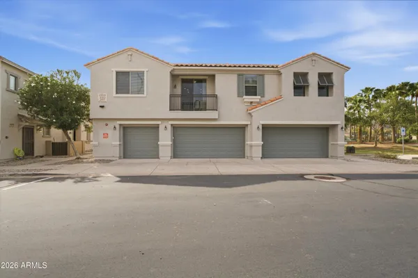 2909 E DUNBAR DR