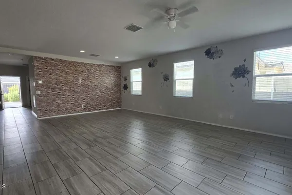 10340 W CHIPMAN RD