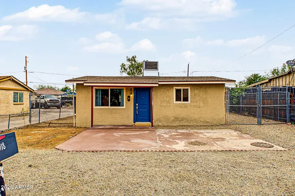 2418 E MOBILE LN