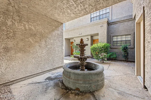 10019 E MOUNTAIN VIEW RD 1105