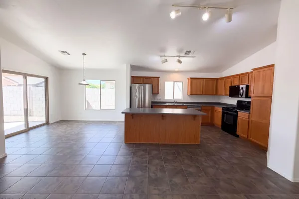 1287 E ANASTASIA ST