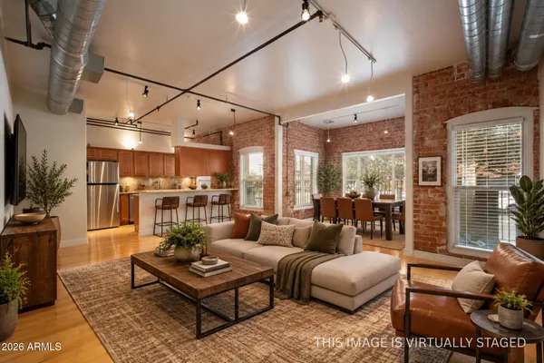387 N 2ND AVE 1C