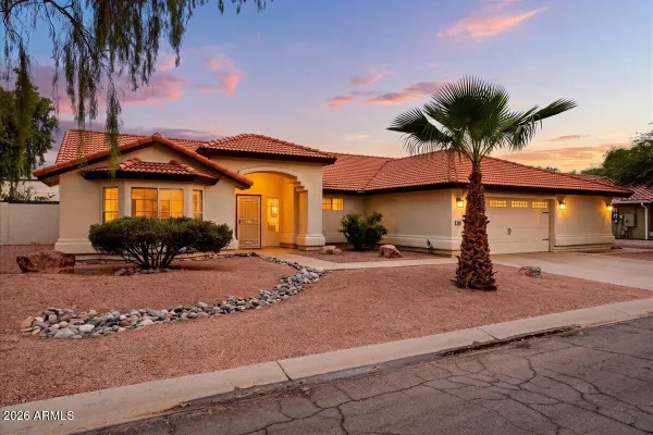 1230 E CLEARVIEW DR