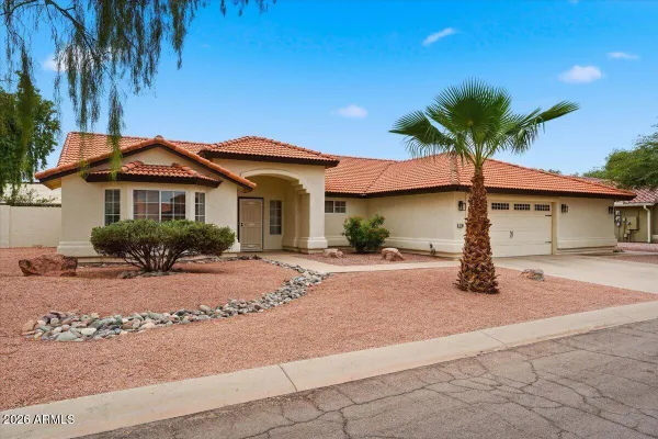 1230 E CLEARVIEW DR