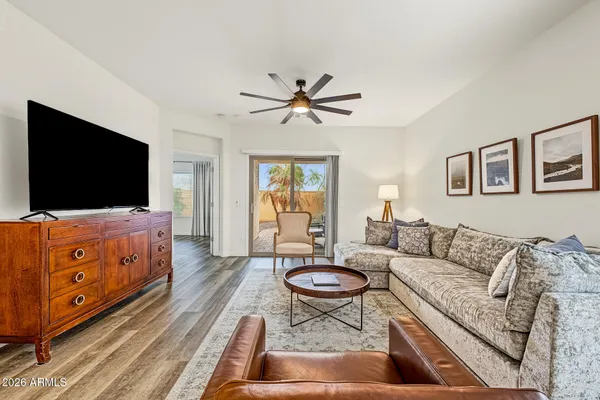 26102 W TONTO LN