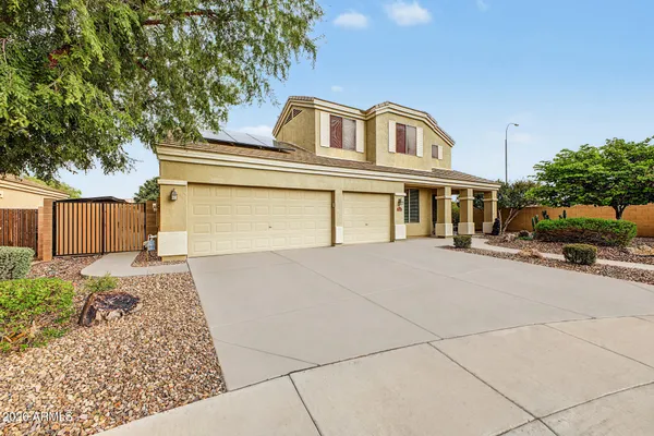 4998 E KARSTEN DR